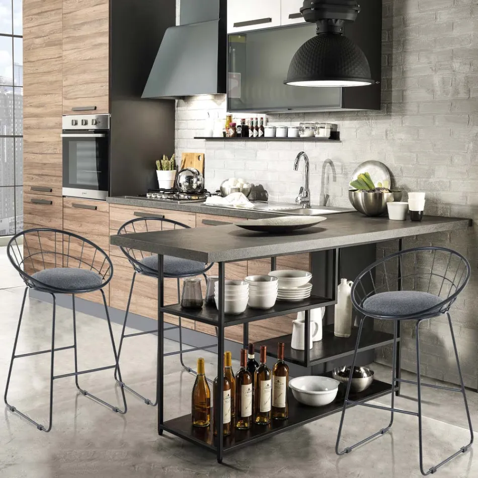 2 vadderade pallar och stålstruktur Olika ytbehandlingar - Torio Viadurini