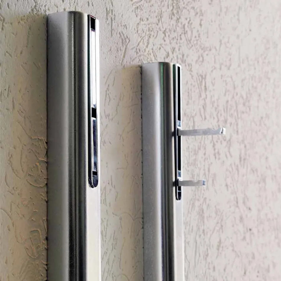 Väggrockhängare i lackerad Mdf med dubbel krok tillverkad i Italien - kvicksilver Viadurini