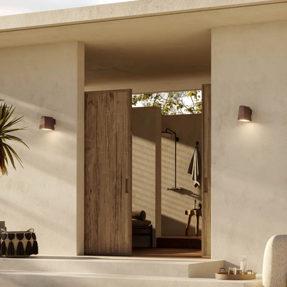 Vägglampa utomhus i antik brun metall - Saint Tropez av Il Fanale Viadurini