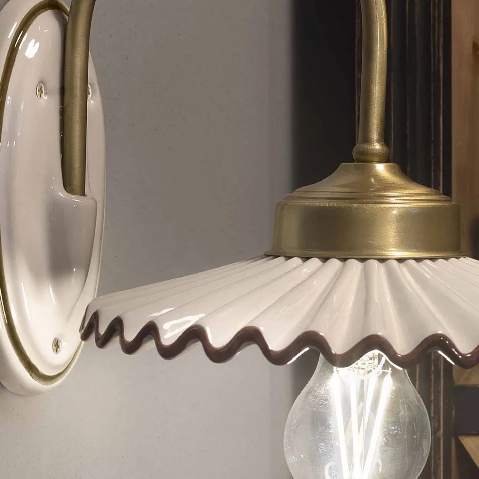 Plisserad blank keramisk applikation och handmålad kant - Laquila Viadurini