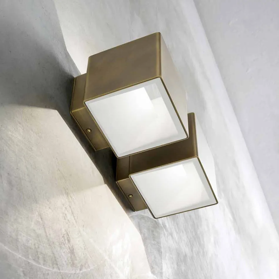 Vägglampa i mässing och gips tillverkad i Italien - Cubetto Aldo Bernardi Viadurini