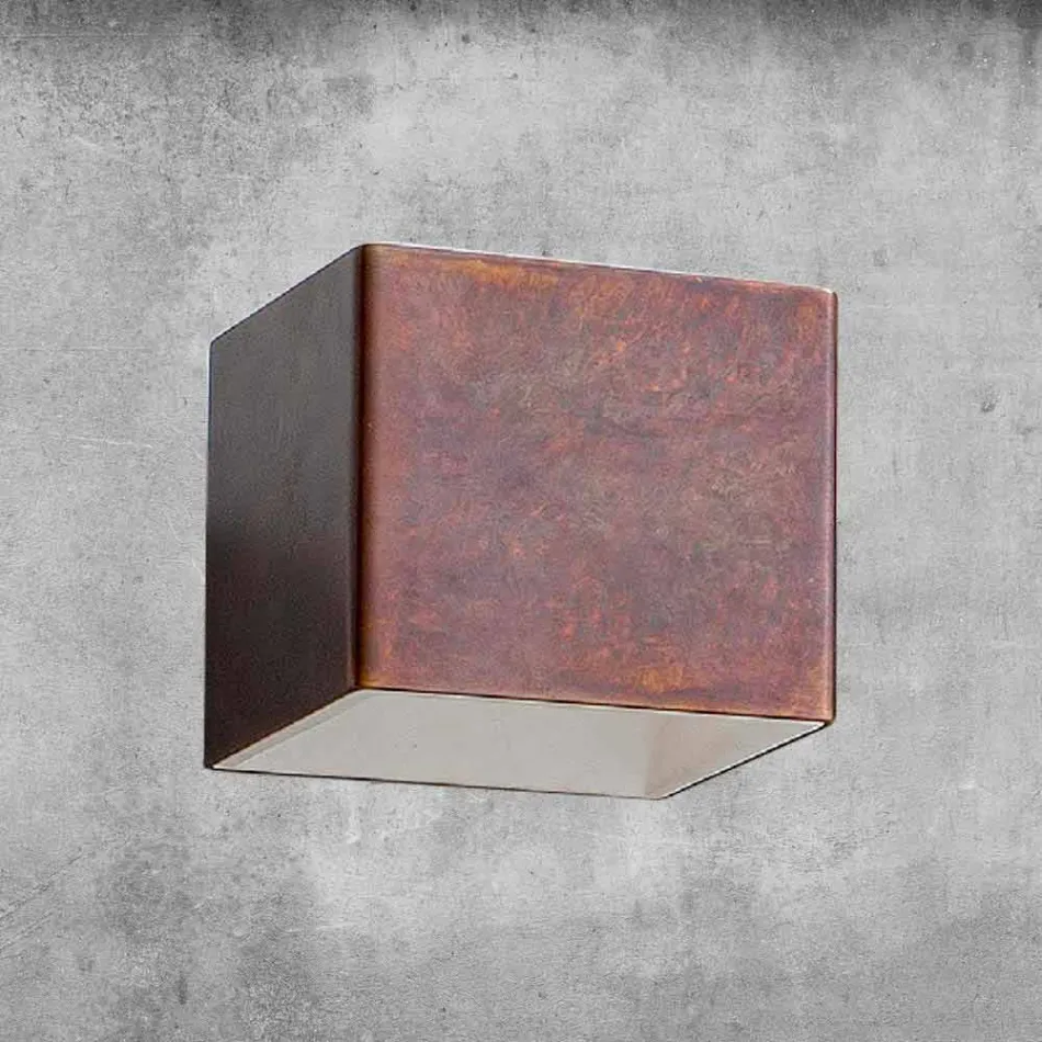 Vägglampa i mässing och gips tillverkad i Italien - Cubetto Aldo Bernardi Viadurini