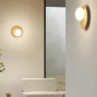 Vägg- eller taklampa i aluminium, metall och vit glaslampa - Luma Viadurini