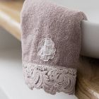 Ansikts- och gästhanddukar och badhandduk i bomullsfrotté och armoniakspets - Frollo Viadurini
