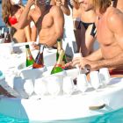 Swim-up bar Trona konstläder vit nautiska och plexiglas Viadurini