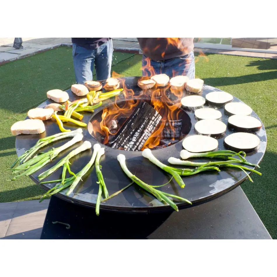 Med kokplatta och vedhållare - Giorgione Viadurini