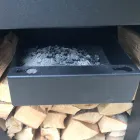 Med kokplatta och vedhållare - Giorgione Viadurini