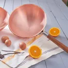 Handtinnad koppar Bastardella med trähandtag 26 cm - Giampiero Viadurini