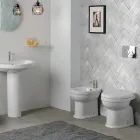 Golvmonterad bidé med ett hål i vit keramik med elegant modern design - Silica Viadurini