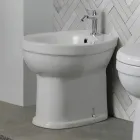 Golvmonterad bidé med ett hål i vit keramik med elegant modern design - Silica Viadurini