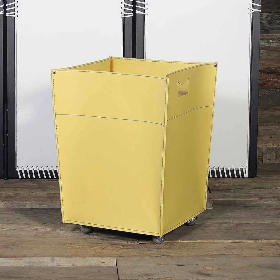 Vedvedväska i switchläder 100% Tillverkad i Italien Viadurini