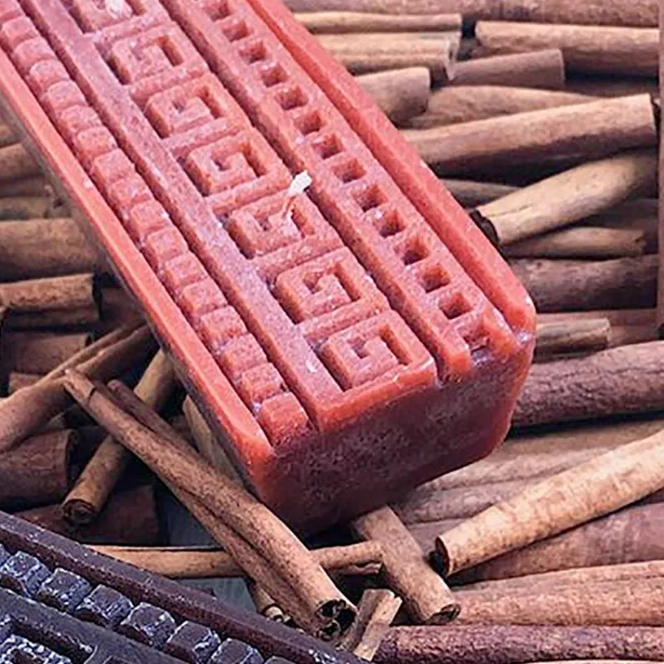 Artisan rektangulärt doftljus med kanel tillverkat i Italien - Alissa Viadurini