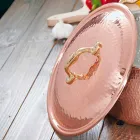 Låg gryta i konserverad koppar för hand rund med 2 handtag 24 cm - Gianfranco Viadurini