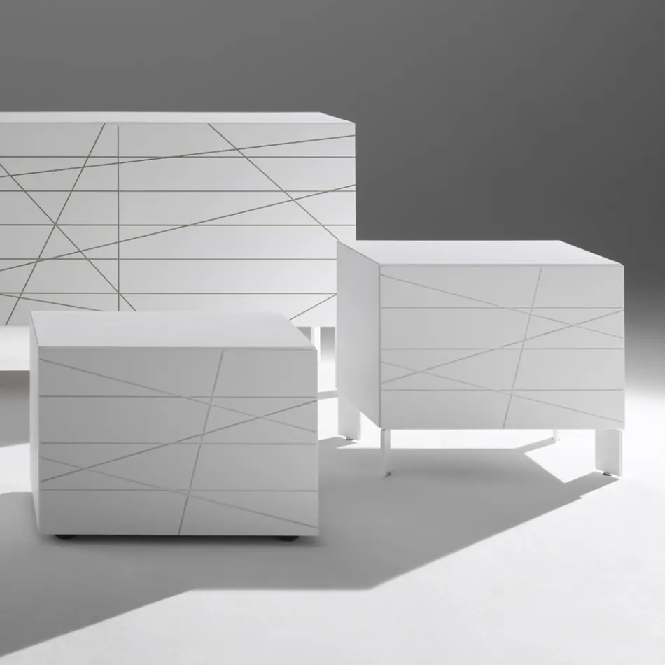 Nattduksbord med 1 låda i målad träspånskiva - Leone Viadurini