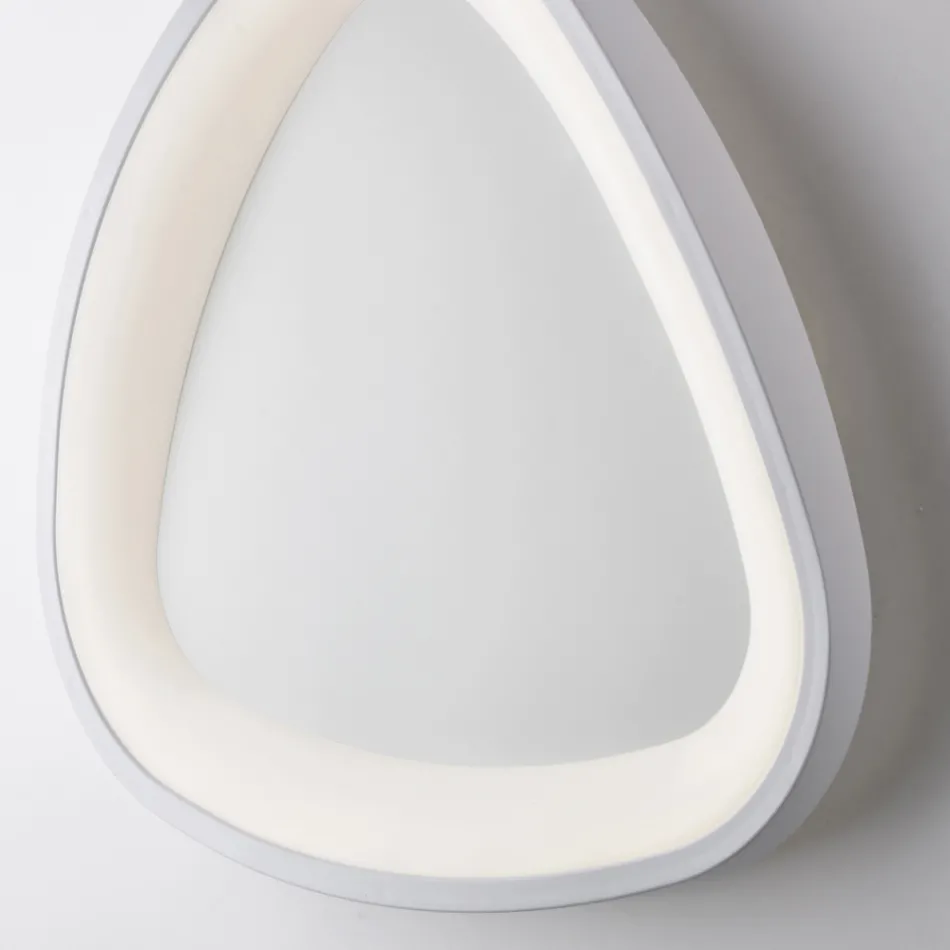 Voyager, en sofistikerad italiensktillverkad lampa i glas och metall. Viadurini