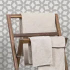 Komposition 3 badrumsmöbler i teak och Hi Macs® - Talk Viadurini