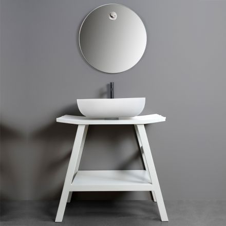Vit badrumskomposition med reptåliga tillbehör och spegel - Patryk Viadurini