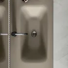 Badrumskomposition inklusive bas med 2 lådor och 1 dörr - Titan Viadurini