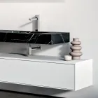 Badrumskomposition med 1 vit låda, spegel och Marquina HPL-hylla - Velaria Viadurini