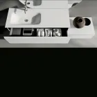 Badrumskomposition med lådor, handfat i keramik och LED-spegel - Elios Viadurini