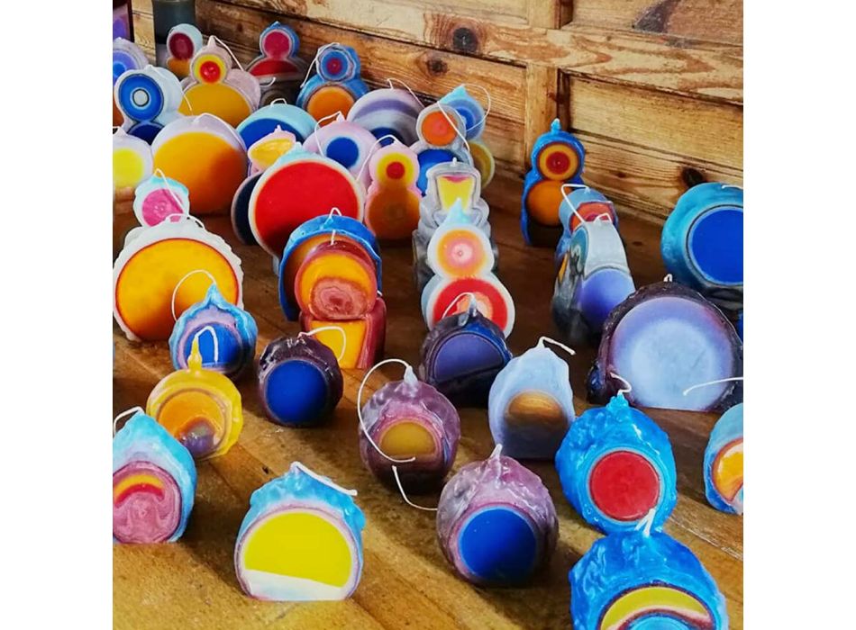 Sammansättning av 3 färgade vaxljus, unika delar, tillverkade i Italien - Dela Viadurini