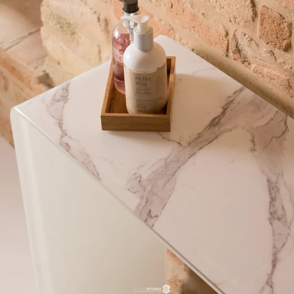 10 mm härdat böjt konsolbord i glas med marmoreffekt - Agordo Viadurini