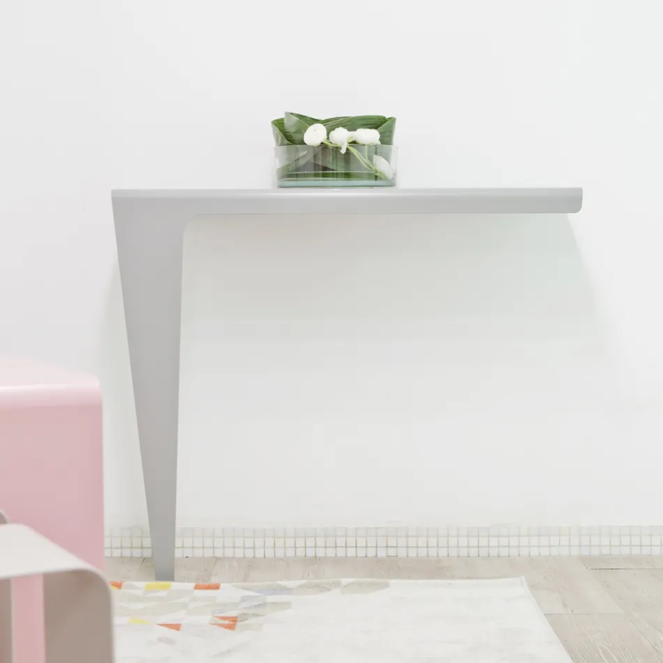 Modern minimal designkonsol i färgad metall tillverkad i Italien - Benjamin Viadurini