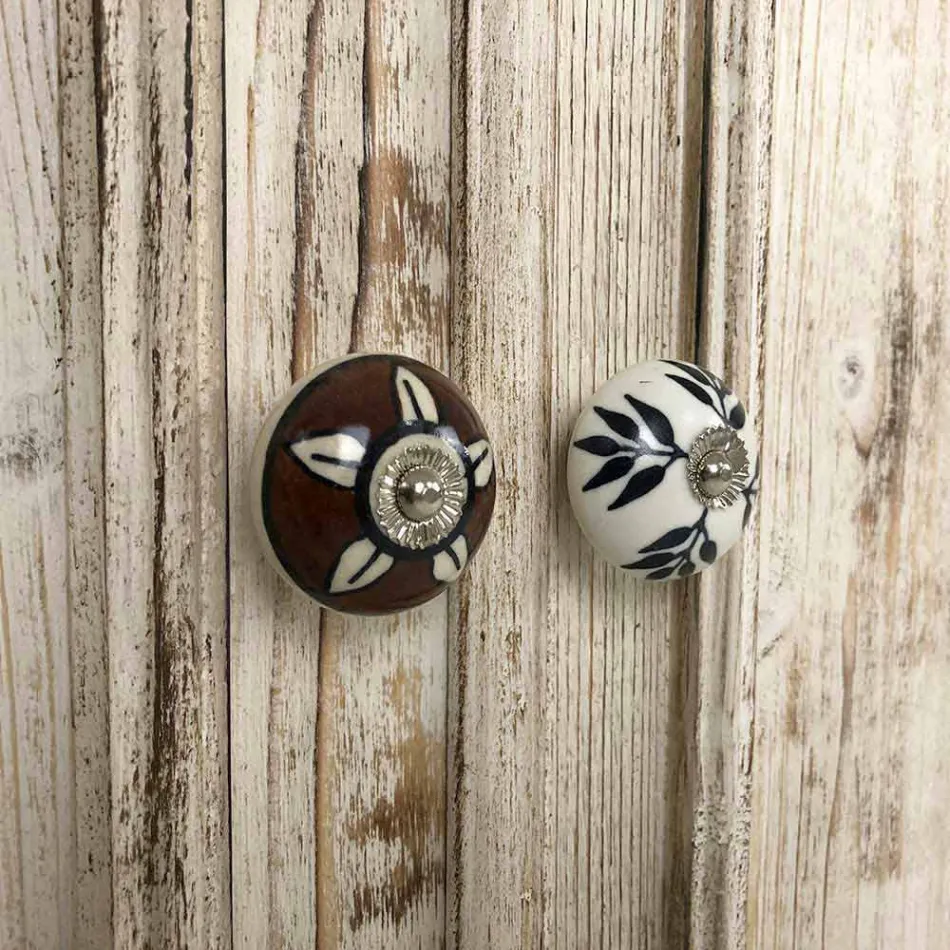 Skänk i massivt gran med interna hyllor tillverkad i Italien - Pierrot Viadurini