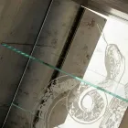 Samtida skänk med 2 massivt trä dörrar och anilinläder Joy Viadurini