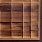 Modern design Skåp med 3 dörrar i massivt trä Anna Viadurini