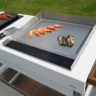 Modernt kök på hjul för utomhusträdgård i trä och stål - Calliope Viadurini