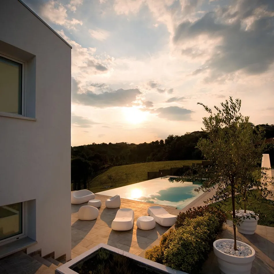 Modern utomhussoffa i polyeten av Made in Italy Design - Ervin Viadurini