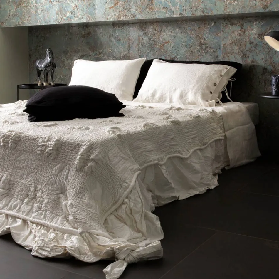 Fyrkantigt kuddfodral i svart tungt linne och spetsar tillverkat i Italien - Matero Viadurini