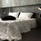 Rektangulärt säng örngott i vitt eller svart linne med knappar och snören - Agora Viadurini