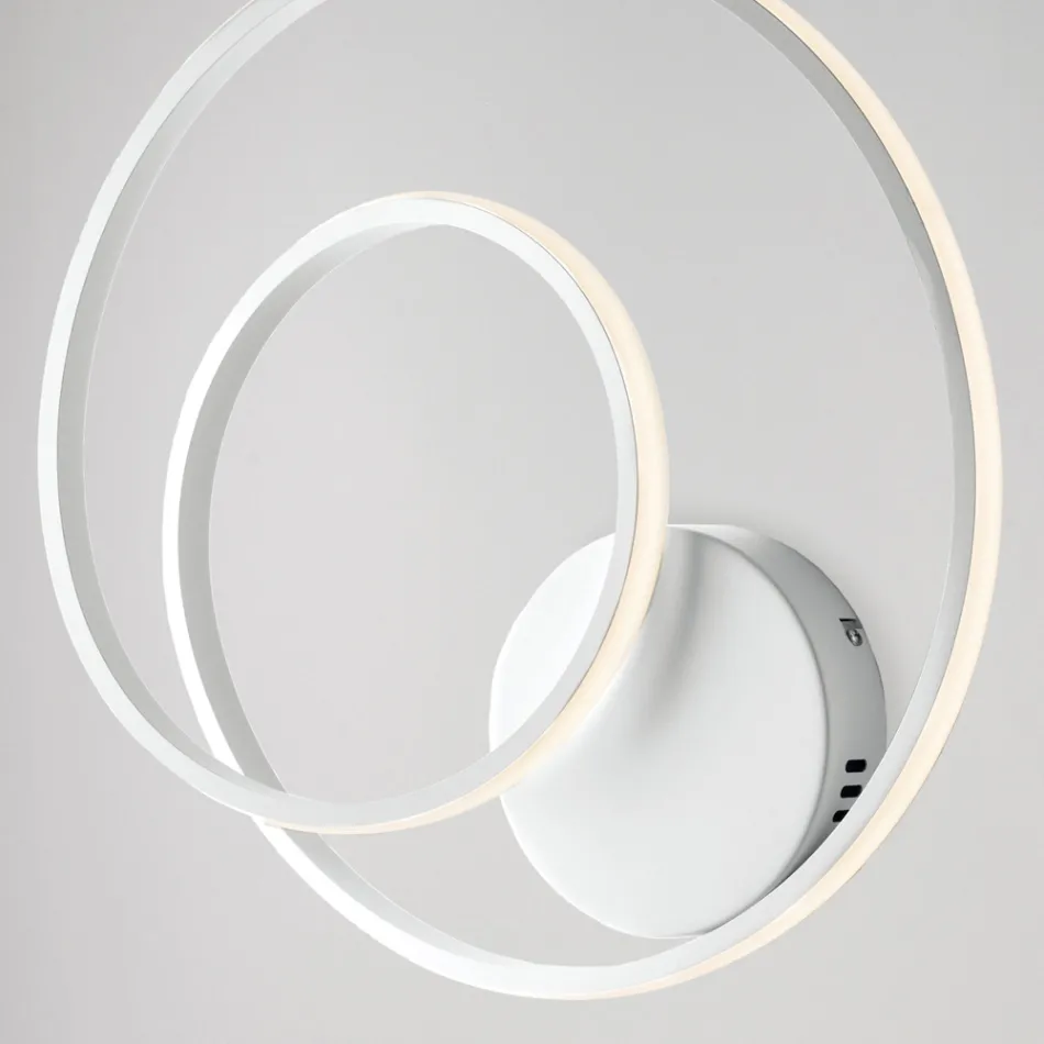 Italienskt tillverkad glas- och metallbelysning för att skapa eleganta atmosfärer – Hubble Viadurini