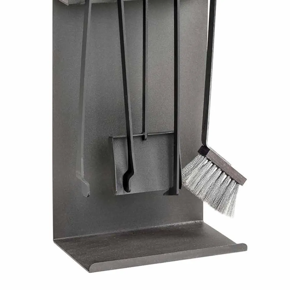 Uppsättning av fyra verktyg i svart stål för eldstaden tillverkad i Italien - Rachel Viadurini