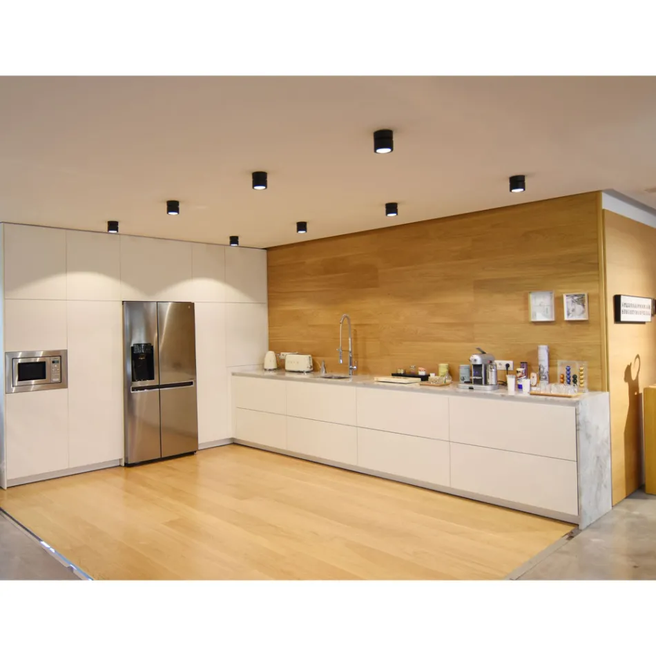 14W Led vägglampa för inomhus i vit eller svart aluminium - Kina Viadurini