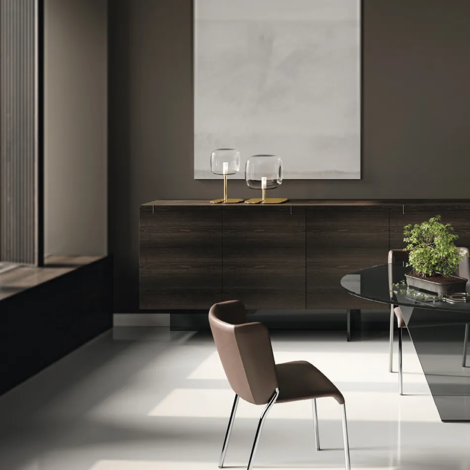 Bordslampa med glänsande metallstruktur Tillverkad i Italien - Donatina Viadurini