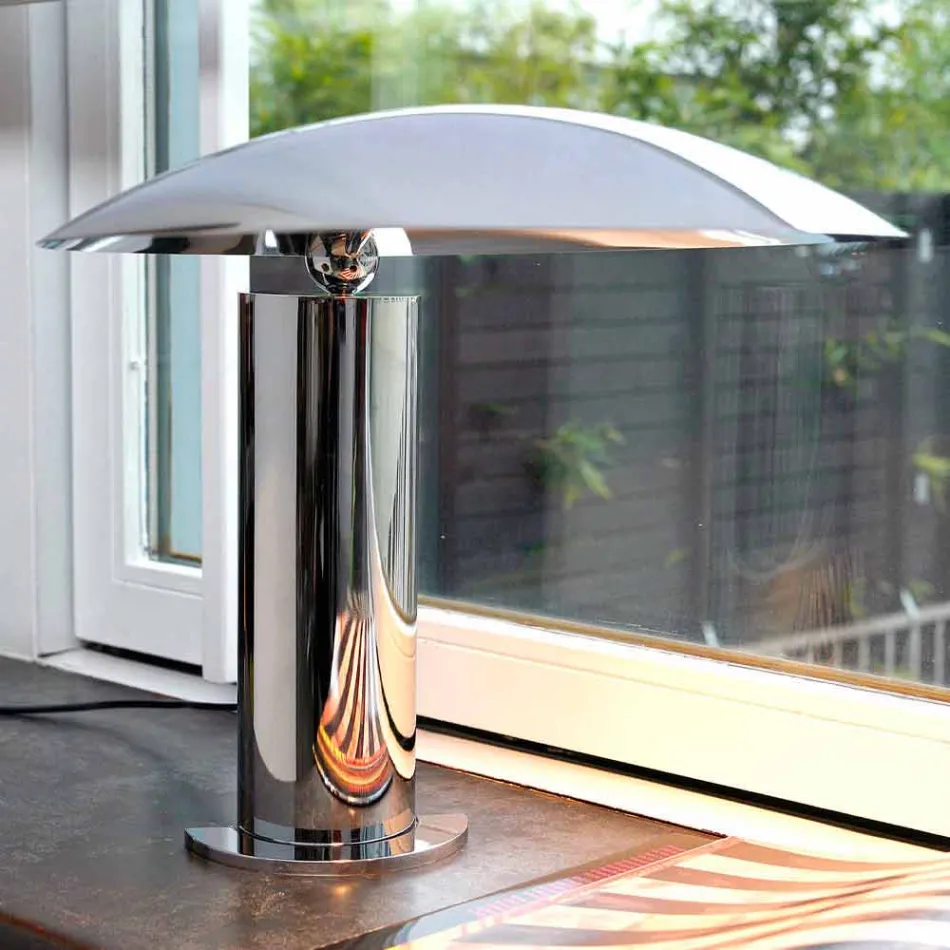 Bordslampa i krom eller svartmetall med LED Made in Italy - Orlando Viadurini