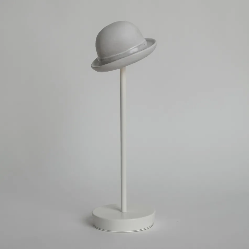 Uppladdningsbar och tippbar bordslampa från Magnet - Bombetta Viadurini