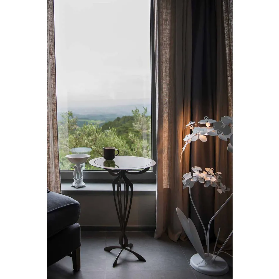 Modern design järngolvlampa tillverkad i Italien - Amorpha Viadurini