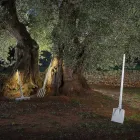 Utomhus golvlampa i vit teknopolymer design av 3 former - verktyg Viadurini