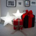 Vit eller röd stjärnformad golvlampa, modern design - Ringostar Viadurini