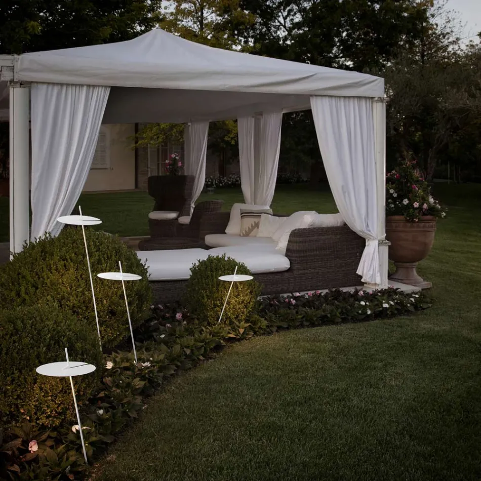 Trädgårdsgolvlampa aluminium vit design med näckrosblad - Cipriam Viadurini