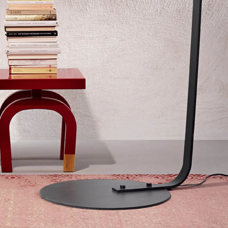 Metallgolvlampa med tygklädd lampskärm - Rivella Viadurini