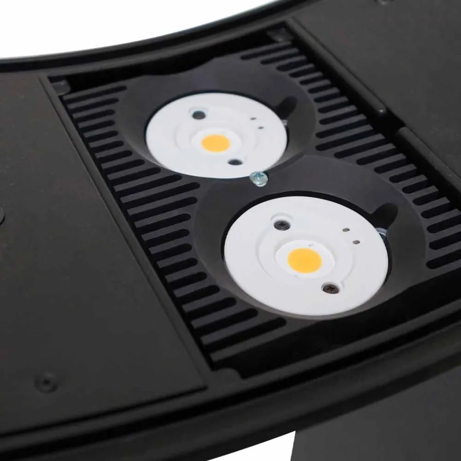 Golvlampa i lackerad metall med integrerad LED Made in Italy - Indra Viadurini