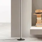 Golvlampa i svartmålad metall med ledljus - orange Viadurini