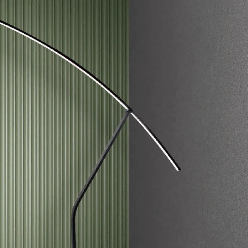 Golvlampa i metall målad i olika färger och dimbar LED - lönn Viadurini