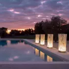 Led golvlampa i grå teknopolymer och vita pvc-stavar - Touch Viadurini