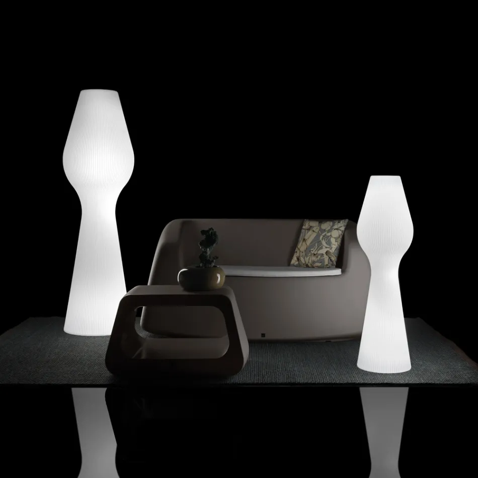 Reyes utomhusgolvlampa i polyeten med LED-ljus Tillverkad i Italien Viadurini